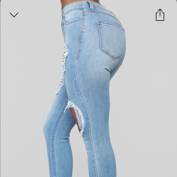 Glistening Jeans - Medium Wash - Picture 3 of 6